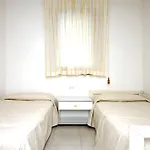 Albatros Apartment *